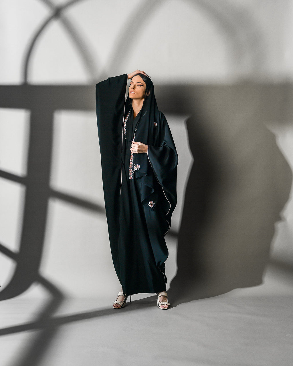 Zahr Abaya in black crepe