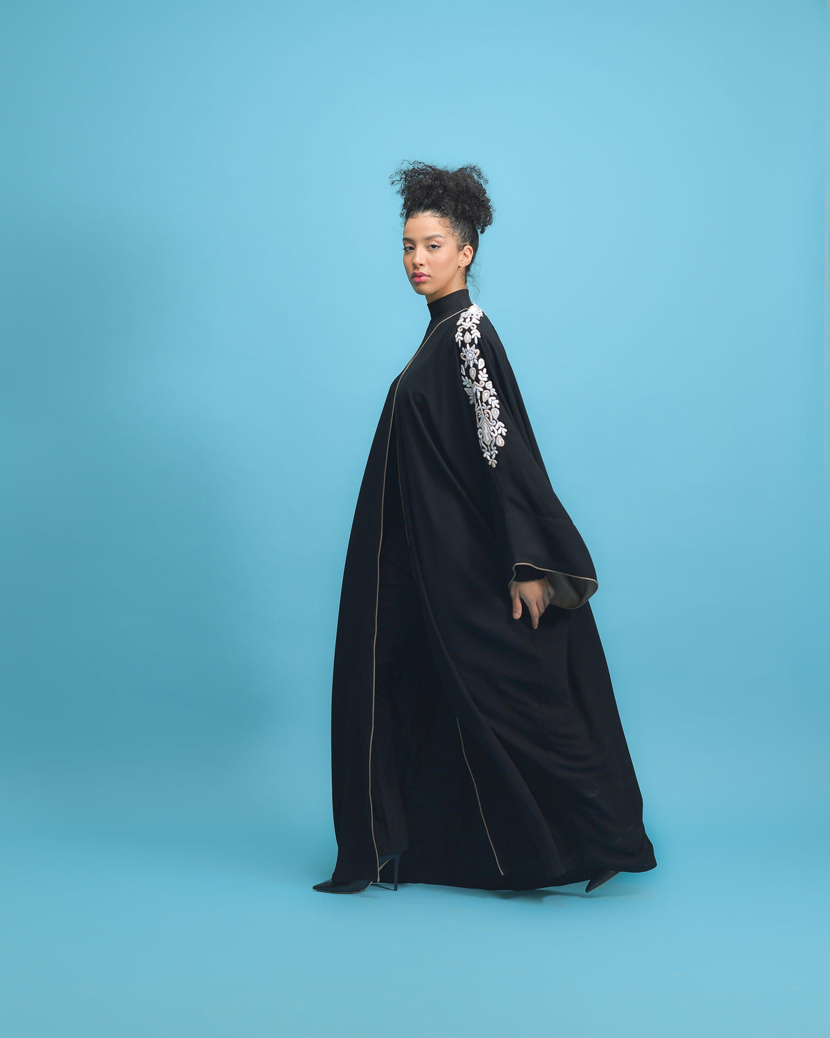 F/W 22 - 143