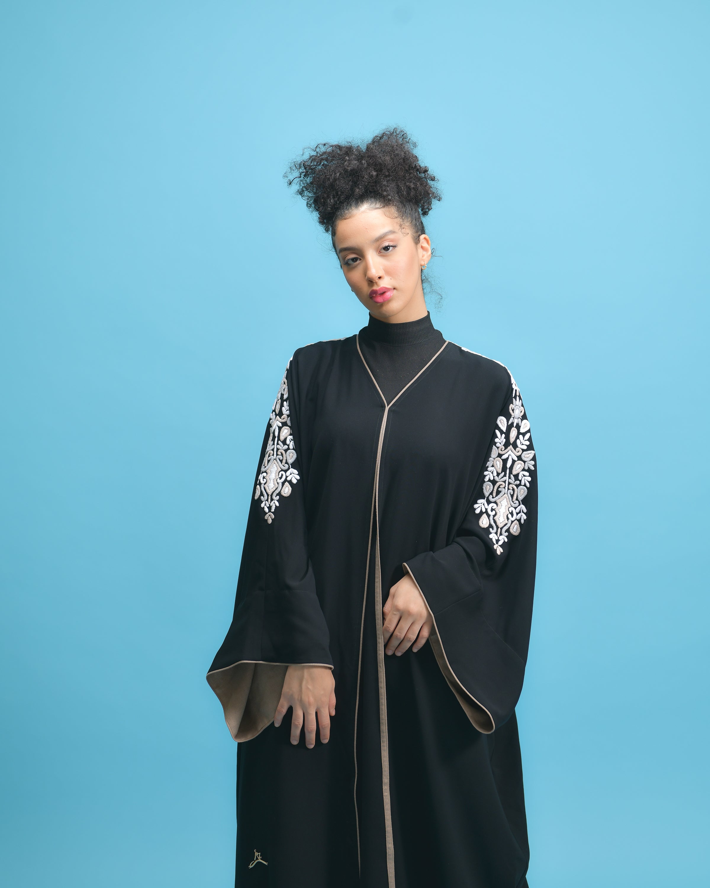 F/W 22 - 143